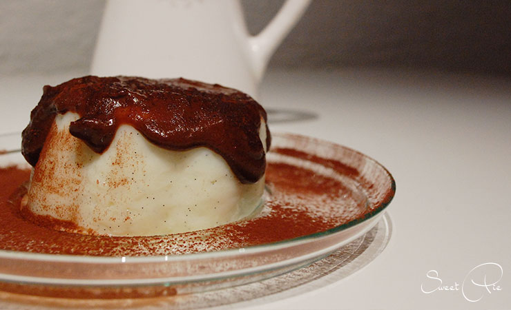 Vanillepudding mit Schokosauce - Möhreneck