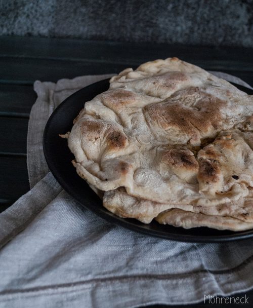 gefülltes Naan