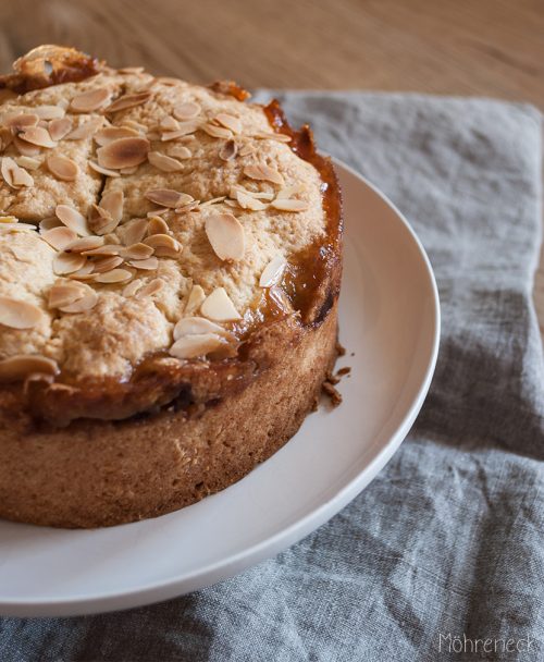 gedeckter Apfelkuchen