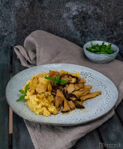 Pilzcurry mit Masala-Kartoffelstampf