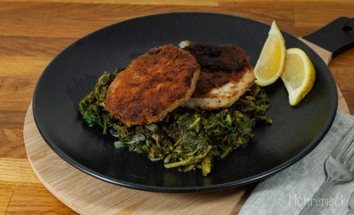 Kohlrabi-Schnitzel auf Zitronen-Spinat-Gemüse