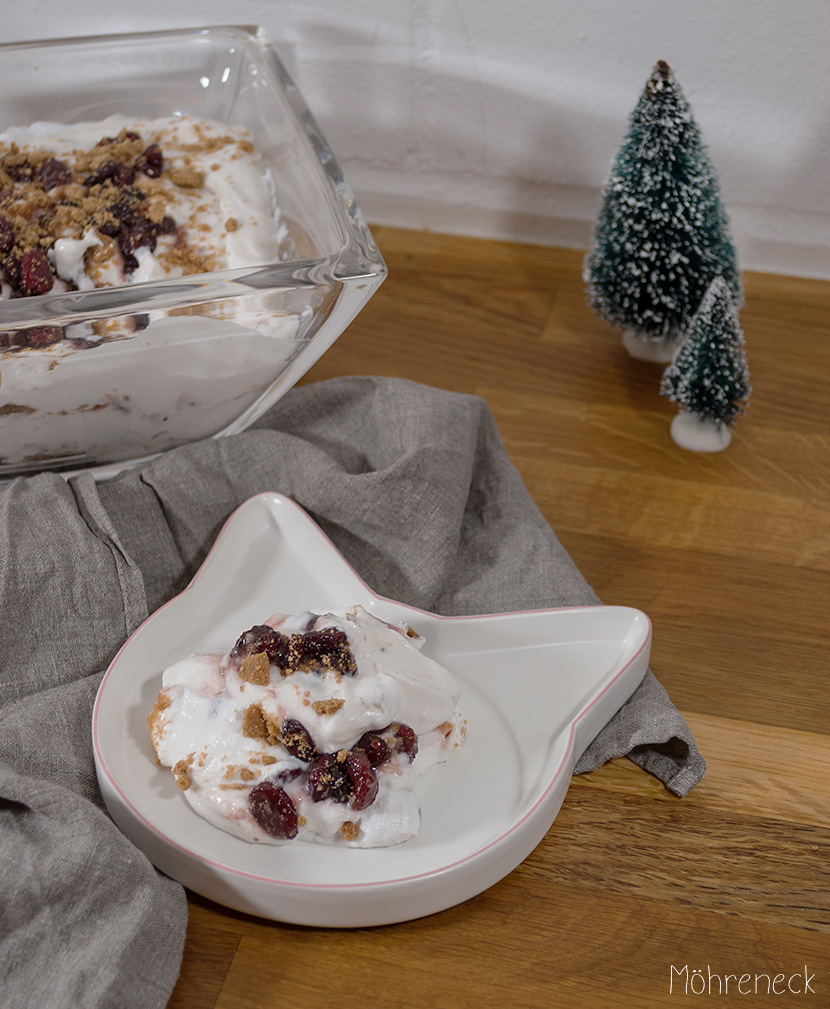 Cranberry-Trifle