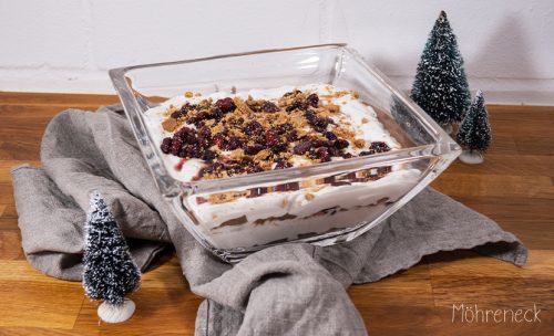 Cranberry-Trifle