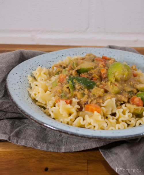 Pasta mit Rosenkohl-Linsen-Pasta