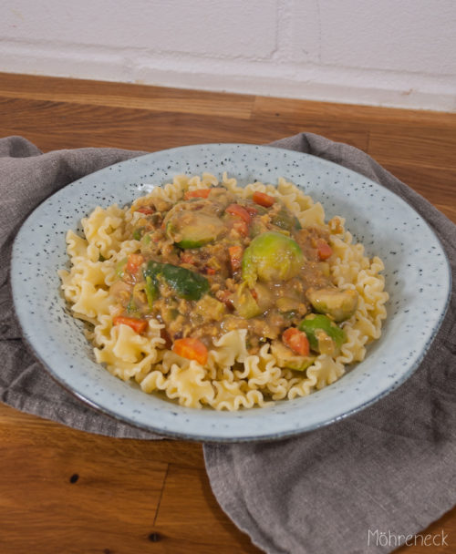 Pasta mit Rosenkohl-Linsen-Pasta