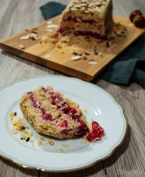 Erdbeer-Zwieback-Kuchen