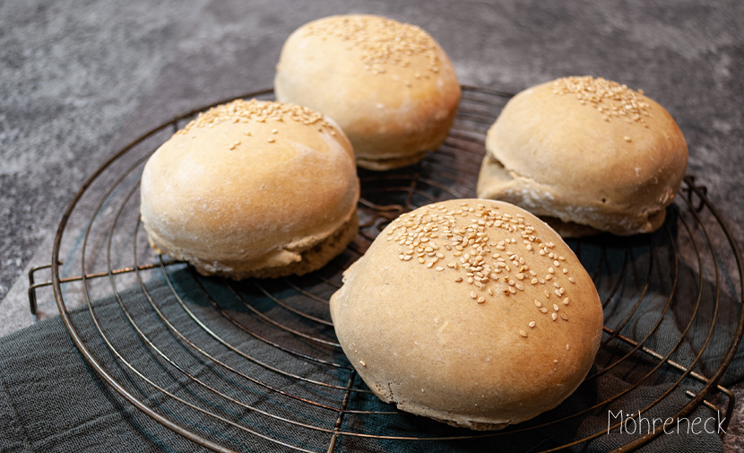 Dinkel-Burger-Brötchen mit Sauerteig