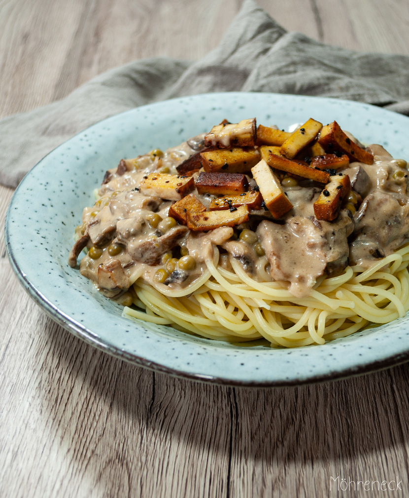 Pasta mit Steinpilz-Rahm-Sauce - Möhreneck