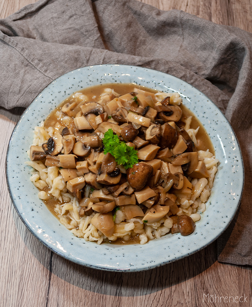 Rahmschwammerl mit Spätzle