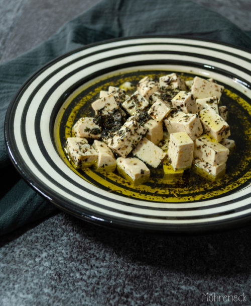 Tofu in Kräutermarinade