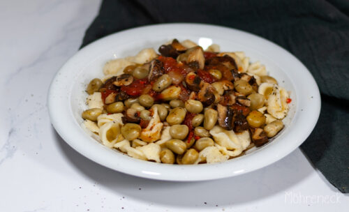 Pasta mit Bohnen und Champignons