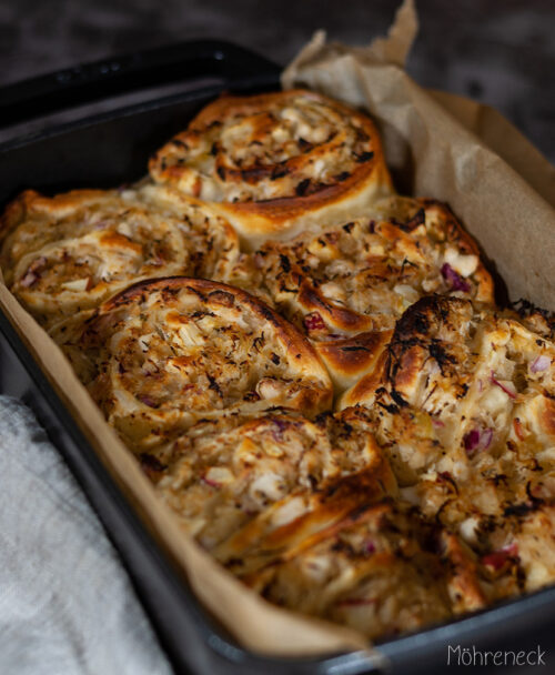 Sauerkraut-Pizzaschnecken