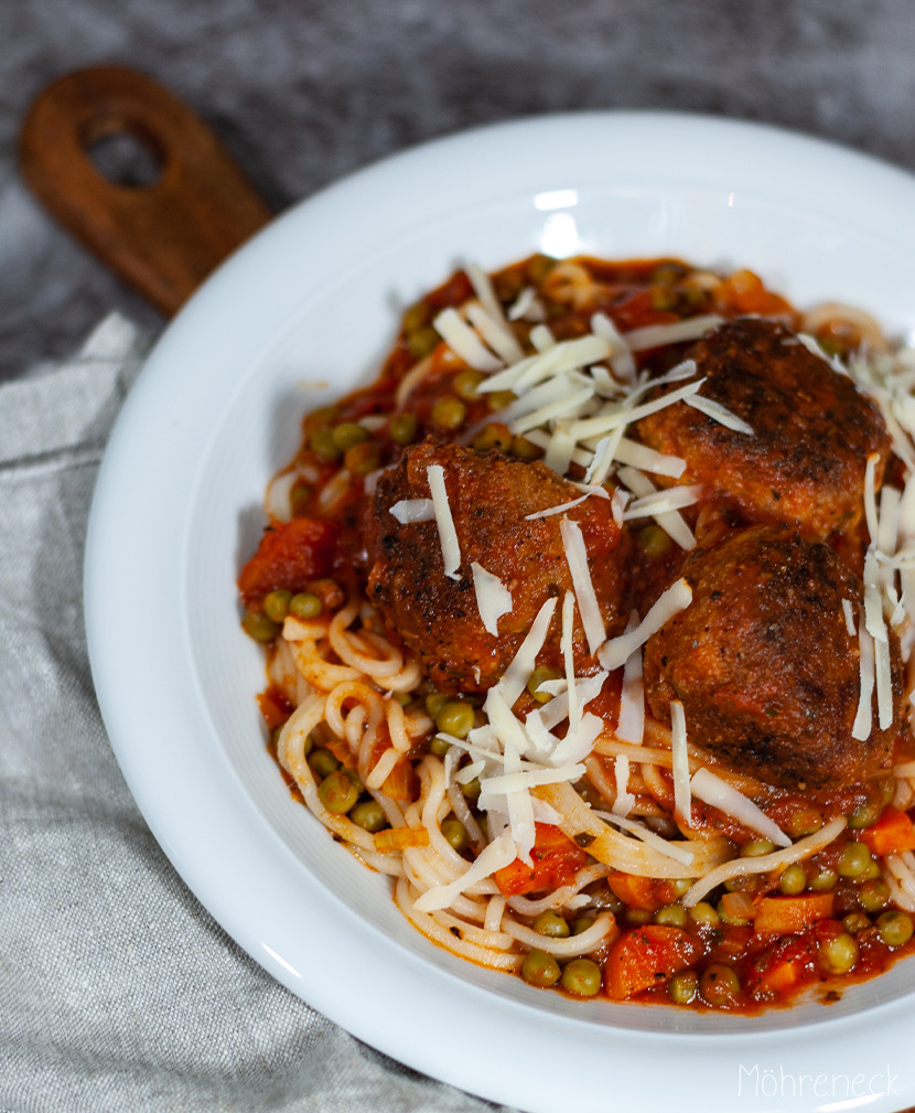 Spaghetti mit Beanballs