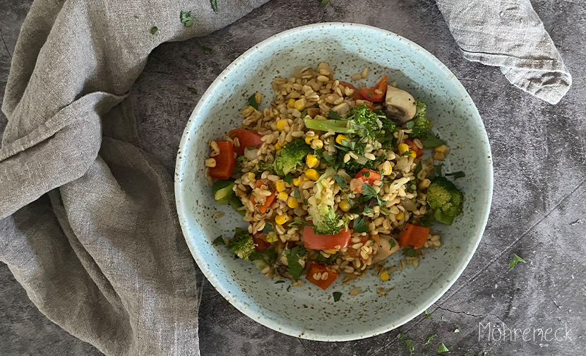 bunte Gemüsepfanne mit Sonnenweizen